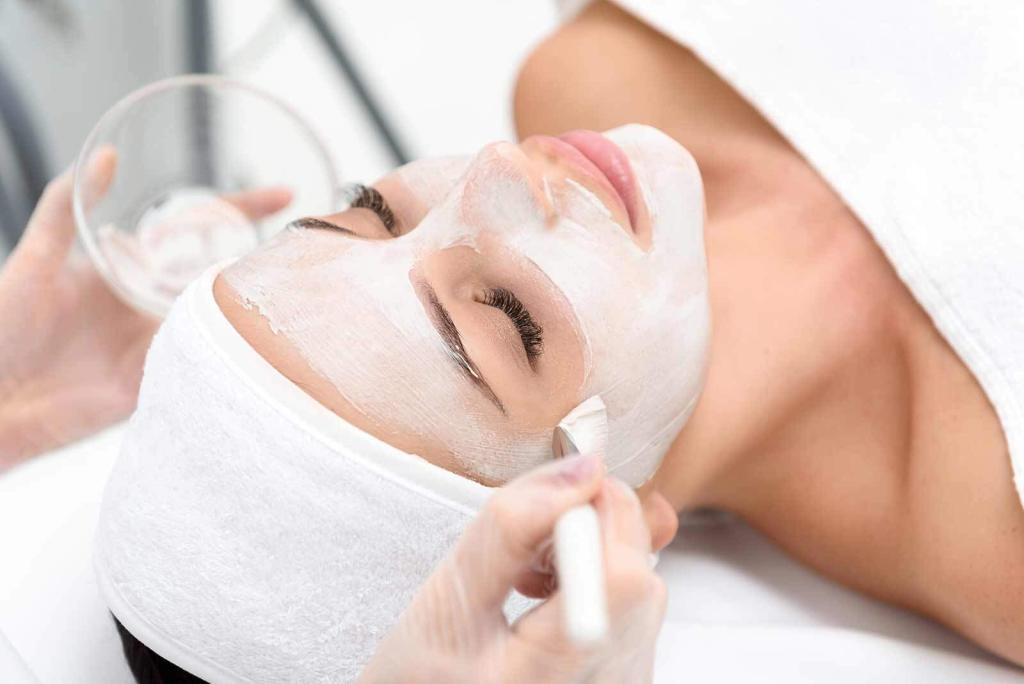 chemical peel for pigmentation treatment, dermaceutic spot peel, top dermatologist mumbai, dr. niketa sonavane